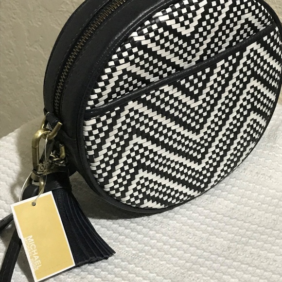 Michael Kors Handbag - Picture 2 of 4